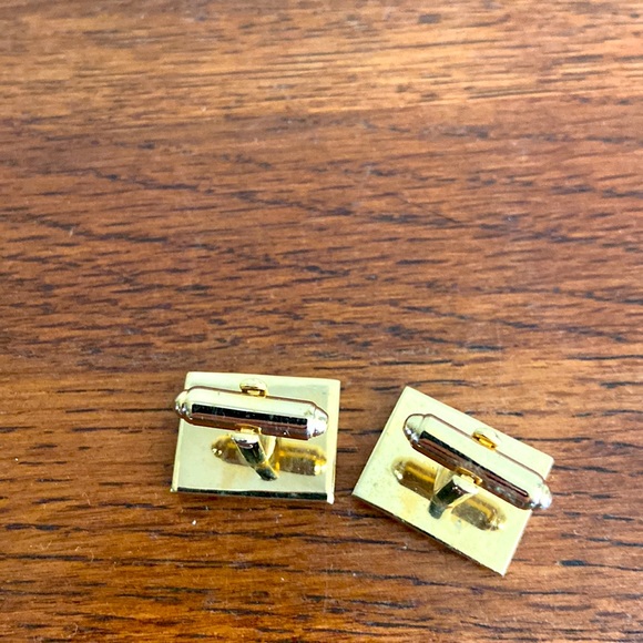 Vintage 70s Ornate Design Gold Plated Cufflinks - Picture 4 of 5
